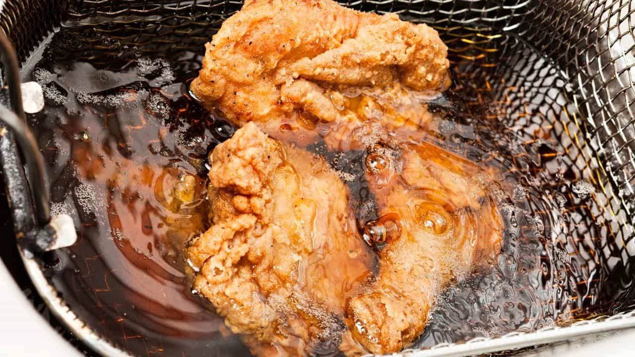 how to cut fry-oil costs: deep frying chicken